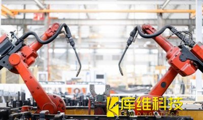 2022世界機器人大會：新奇機器人成“流量明星”核心零部件國產(chǎn)替代提速